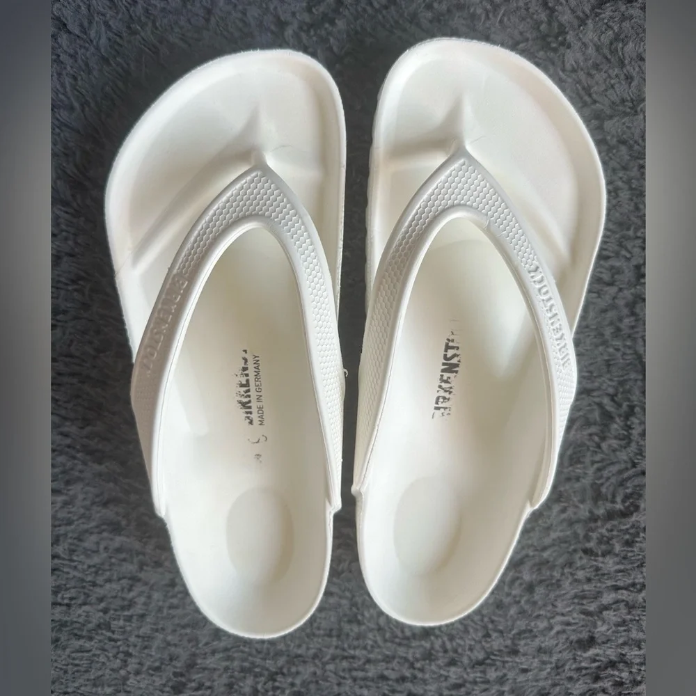 Birkenstock white sandals, size 36 (5-5.5) - Picture 2 of 8